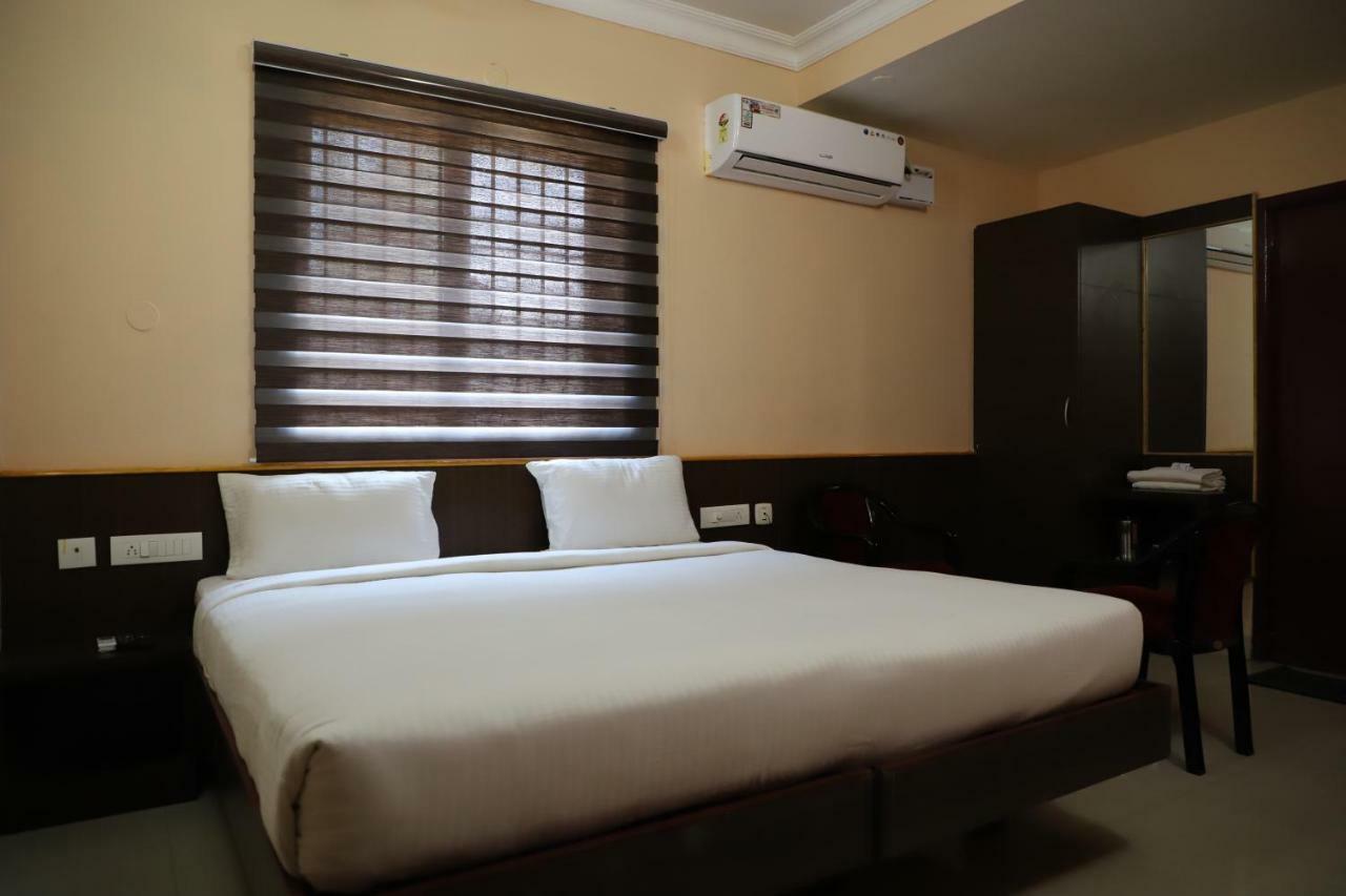Hotel Namaskar Kumbakonam Kültér fotó